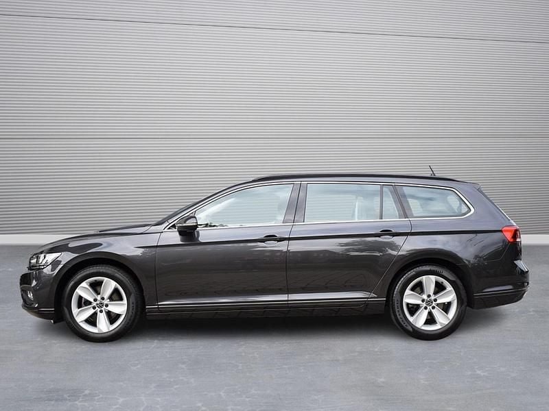 Usata VW Passat Business 200 CV (147 kW) 2022 Grigio Station wagon
