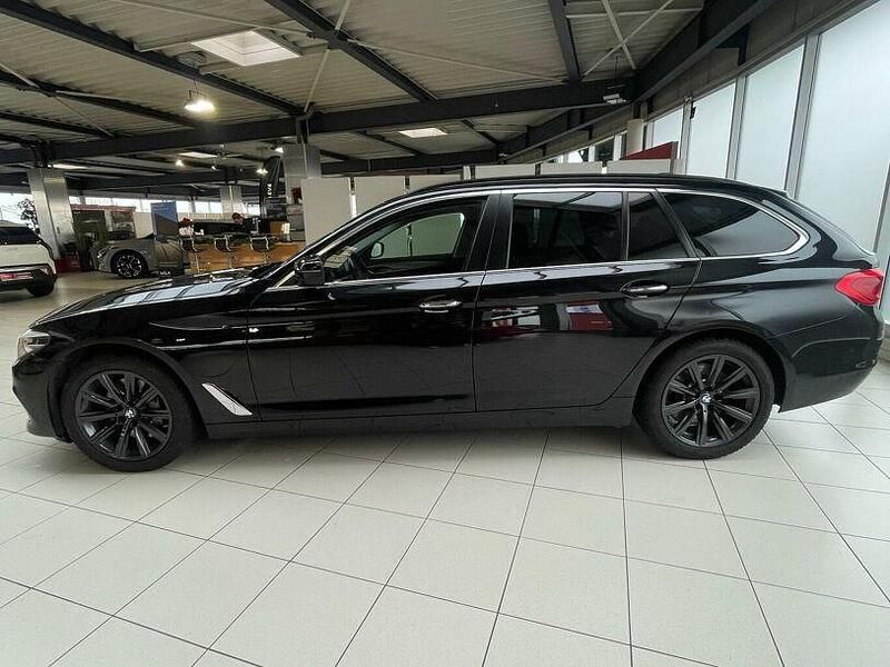 Gebraucht BMW 540 Sport Line 320 PS (235 kW) 2017 Black sapphire metallic Kombi