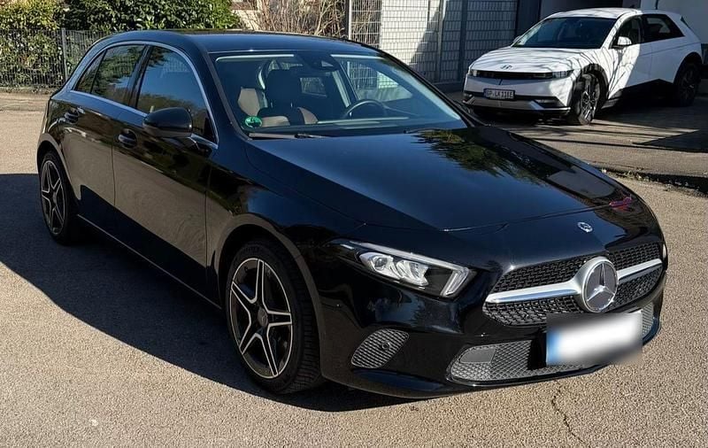 Gebraucht Mercedes A220 190 PS (139 kW) 2018 Schwarz Limousine