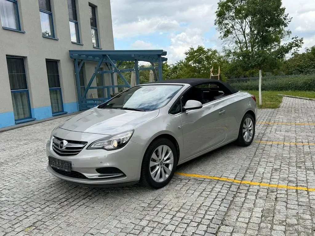 Brugt Opel Cascada Eco 140 HK (102 kW) 2016 Sølv Cabriolet