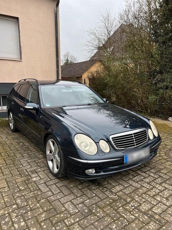 Gebraucht Mercedes E320 204 PS (150 kW) 2003 Blau Kombi