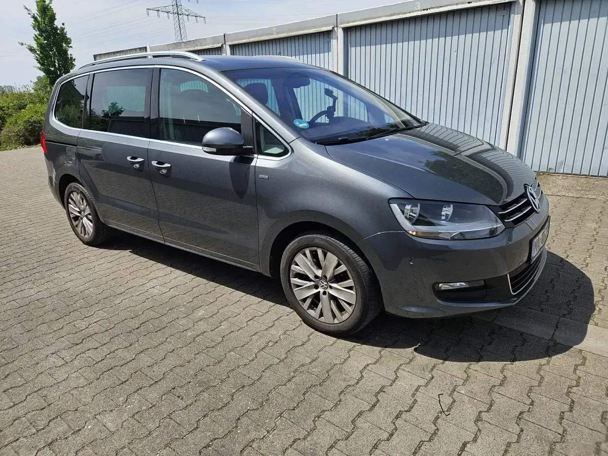 Gebraucht VW Sharan 2013 Grau Van / Kleinbus