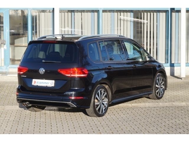 Gebraucht VW Touran Sound 150 PS (110 kW) 2018 Schwarz Van / Kleinbus