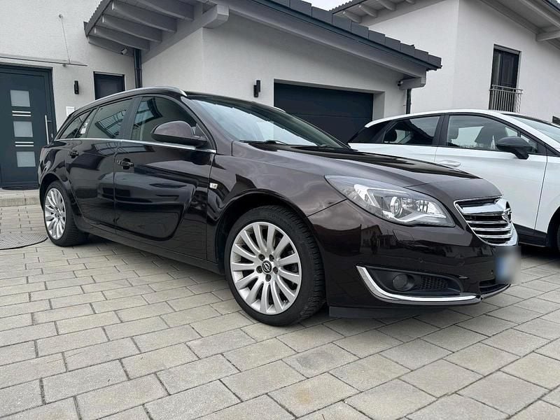 Gebraucht Opel Insignia 194 PS (142 kW) 2014 Braun Kombi