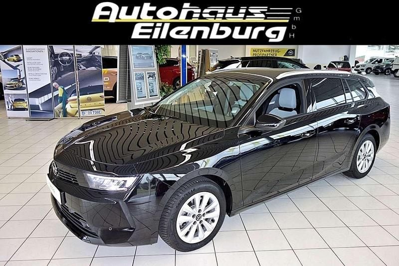 Gebraucht Opel Astra 131 PS (96 kW) 2023 Schwarz Kombi