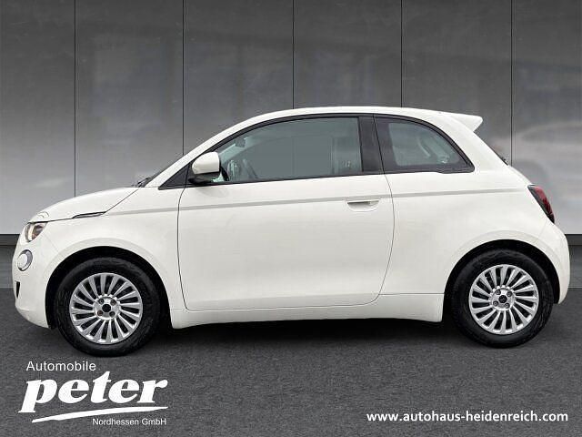 Gebraucht Fiat 500e 69 kW (95 PS) 2023 Colore esterno (arktis weiß) Kleinwagen
