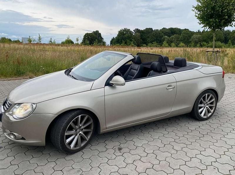 Beige Gebraucht 2007 VW Eos Cabrio | 3.300 € (Guter Preis) - Bild 1/4