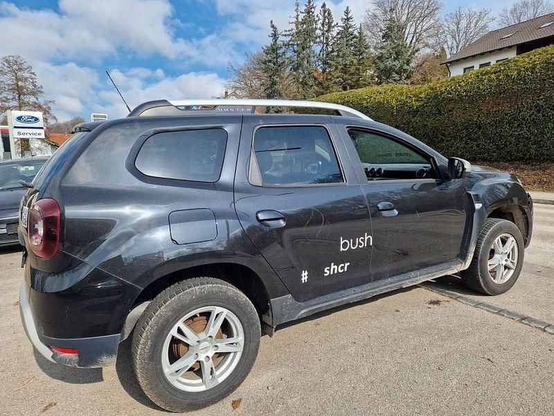 Gebraucht Dacia Duster Comfort 114 PS (83 kW) 2019 Schwarz SUV