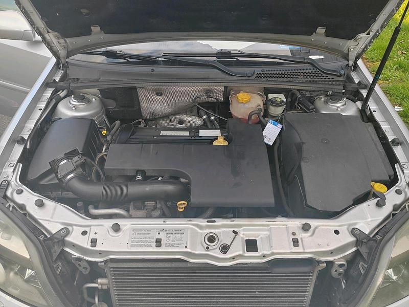 Gebraucht Opel Vectra GTS 147 PS (108 kW) 2003 Grau Limousine