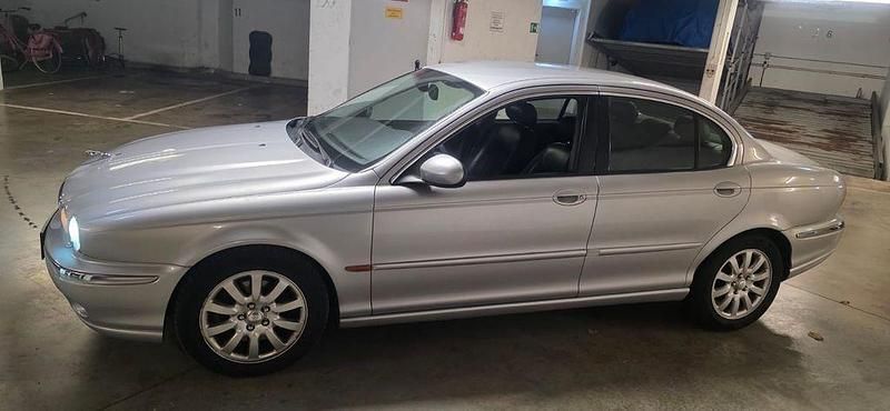 Gebraucht Jaguar X-type Executive 196 PS (144 kW) 2001 Grau Limousine