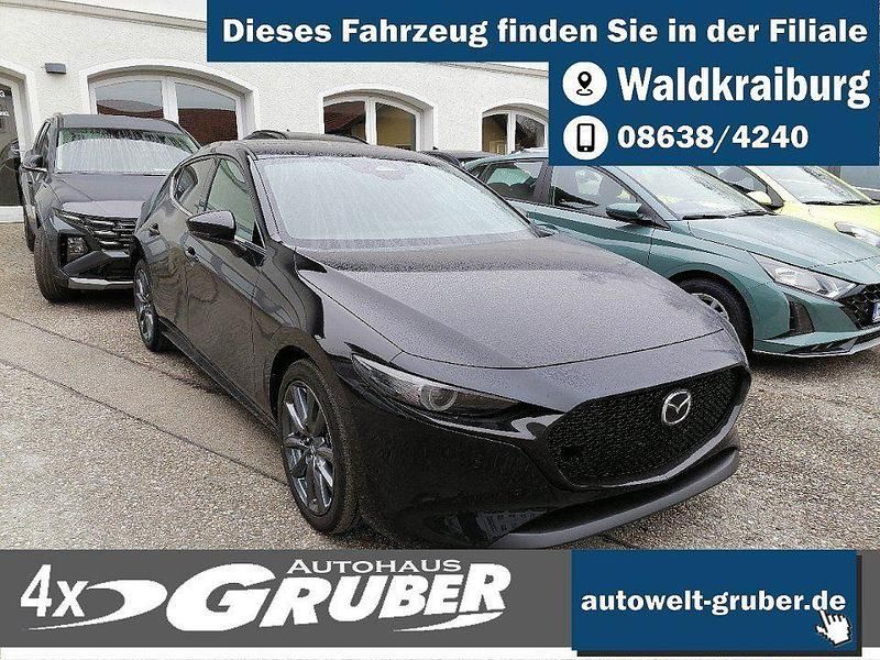 Jet black Neu 2025 Mazda 3 Exclusive-Line Limousine | 28.599 € - Bild 1/4