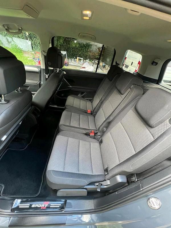 Gebraucht VW Touran 116 PS (85 kW) 2020 Beige Van / Kleinbus