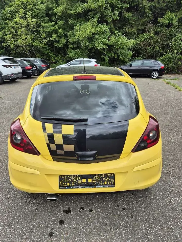 Gebraucht Opel Corsa Sport 101 PS (74 kW) 2010 Kleinwagen