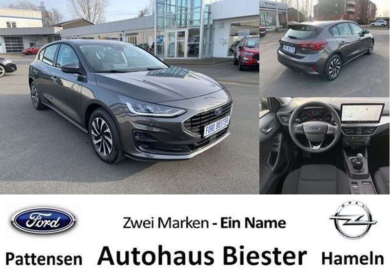 Magneticgrau Gebraucht 2023 Ford Focus Titanium Limousine | 30.750 € - Bild 1/4