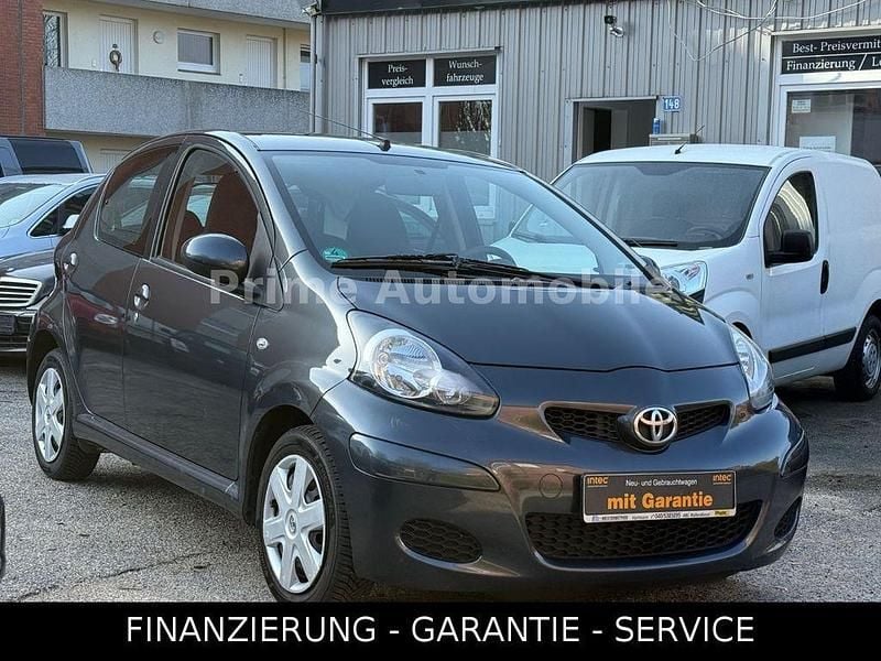 Gebraucht Toyota Aygo Cool 68 PS (50 kW) 2012 Grau Kleinwagen