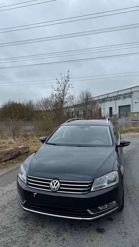 Gebraucht VW Passat 150 PS (110 kW) 2014 Schwarz Kombi