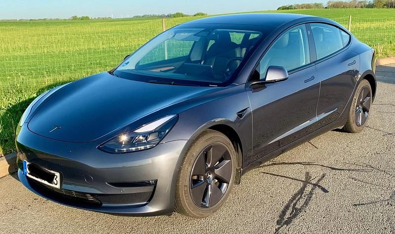 Gebraucht Tesla Model 3 366 kW (498 PS) 2022 Grau Limousine
