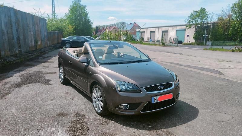 Gebraucht 2007 Ford Focus Cabriolet Cabrio | 6.000 € - Bild 1/4