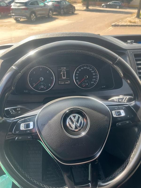 Gebraucht VW Caravelle 150 PS (110 kW) 2019 Schwarz Van / Kleinbus