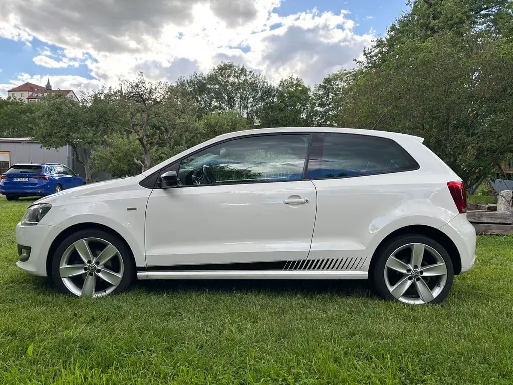 Gebraucht VW Polo Match 90 PS (66 kW) 2012 Weiß Kleinwagen