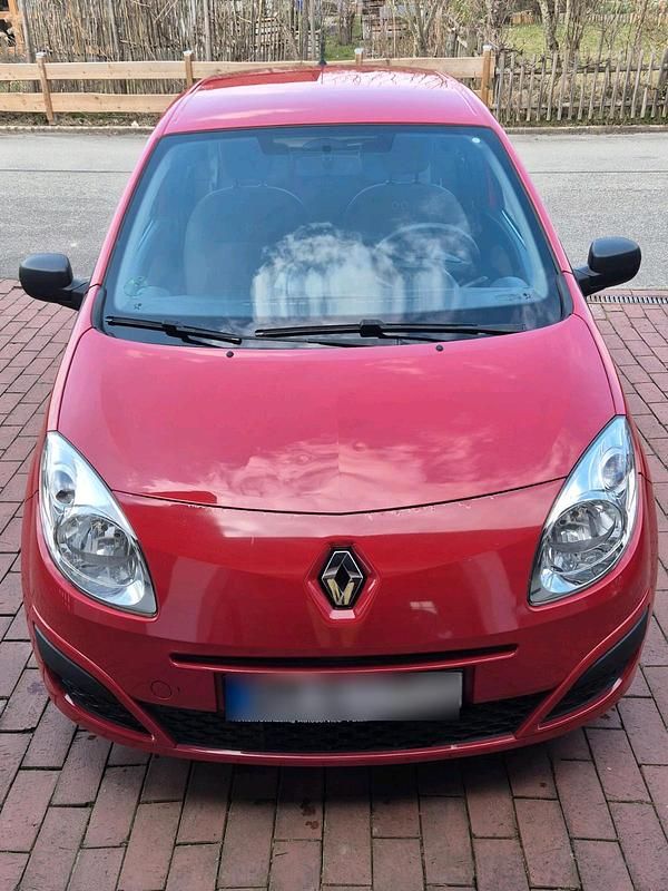 Gebraucht Renault Twingo 58 PS (42 kW) 2010 Rot Kleinwagen
