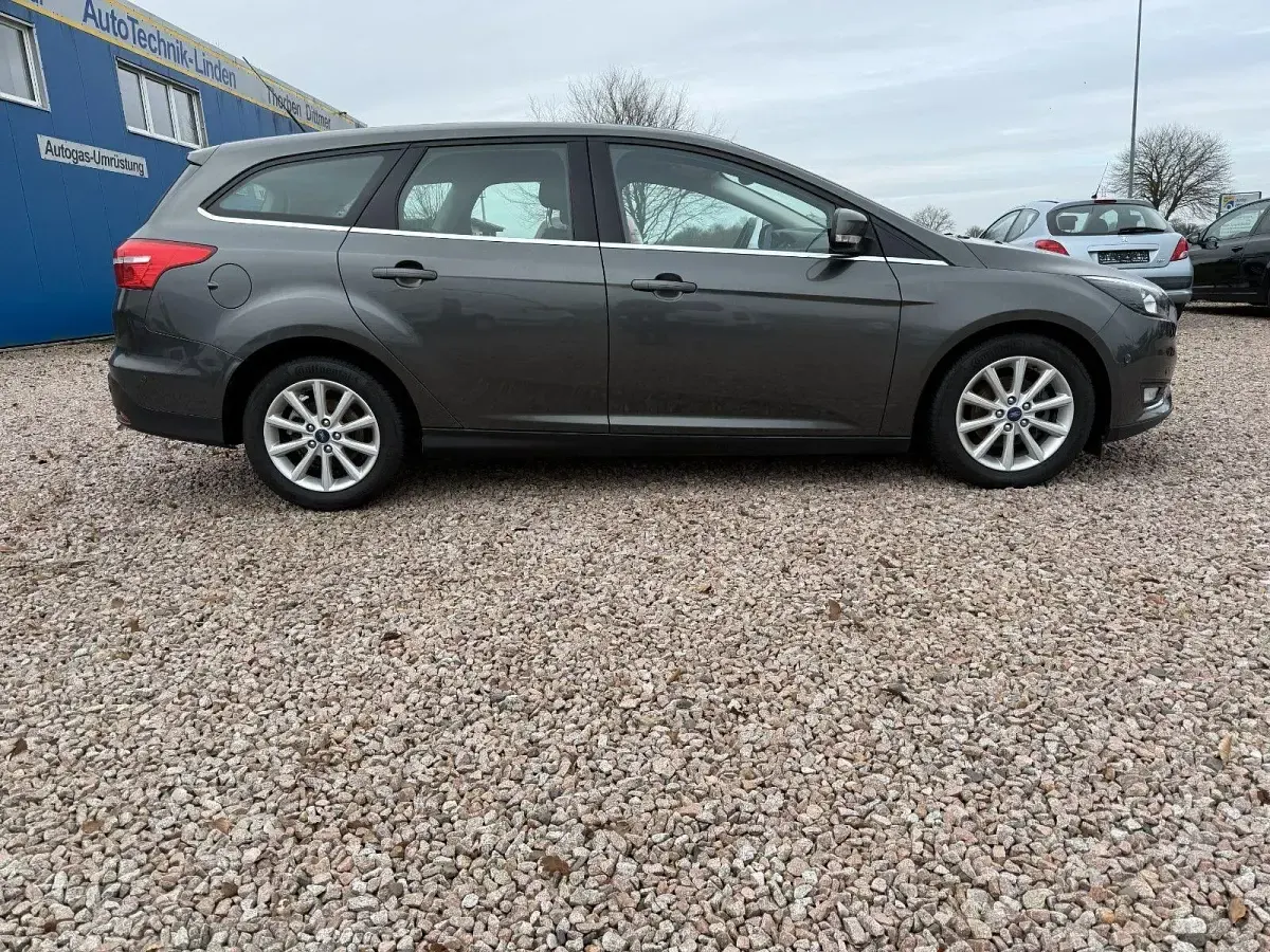 Brugt Ford Focus Titanium 125 HK (91 kW) 2016 Grå Stationcar
