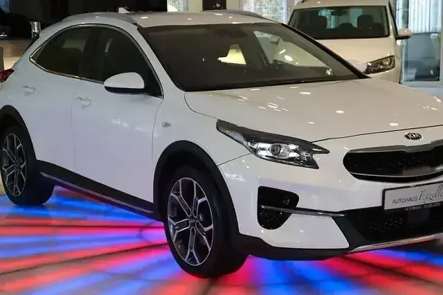 Gebraucht Kia XCeed 120 PS (88 kW) 2020 Weiß SUV