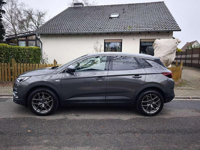 Grau Gebraucht 2018 Opel Grandland X Innovation SUV | 12.999 € (Guter Preis) - Bild 1/4