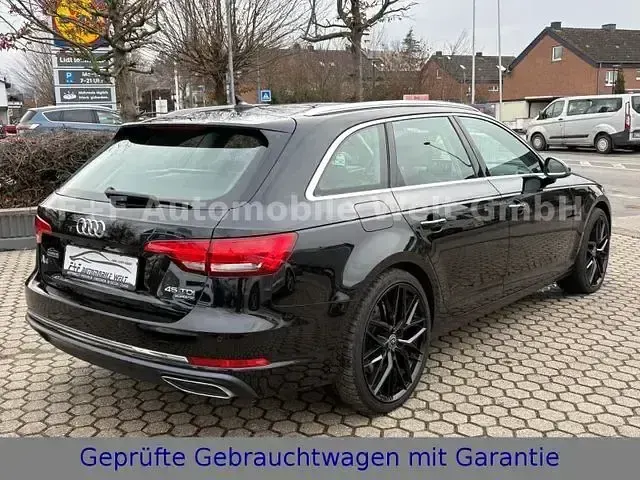 Gebraucht Audi A4 Design 231 PS (169 kW) 2019 Schwarz Kombi
