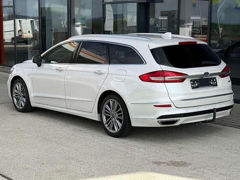 Gebraucht Ford Mondeo Vignale 140 PS (102 kW) 2020 Arktisweiß (metallic) Kombi