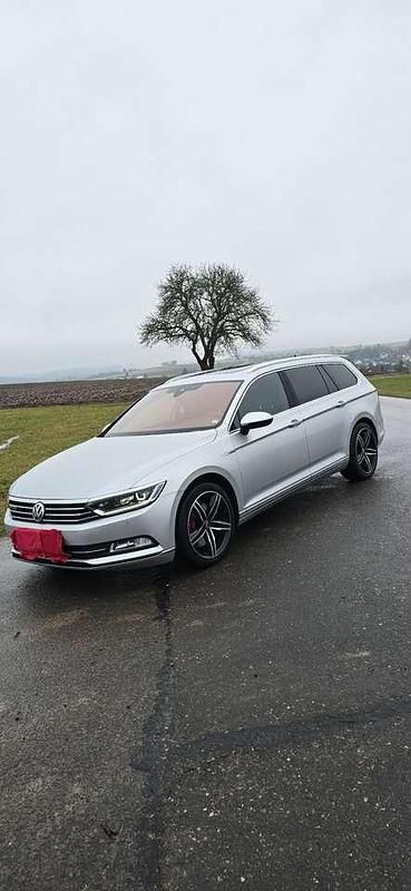 Gebraucht VW Passat Highline 239 PS (175 kW) 2018 Grau Kombi
