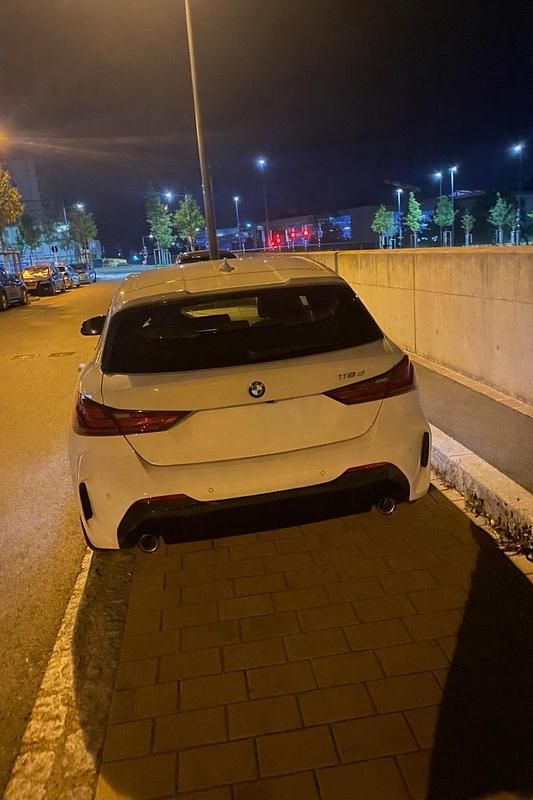 Gebraucht BMW 118 Coupé M Sport 150 PS (110 kW) 2024 Weiß Coupé