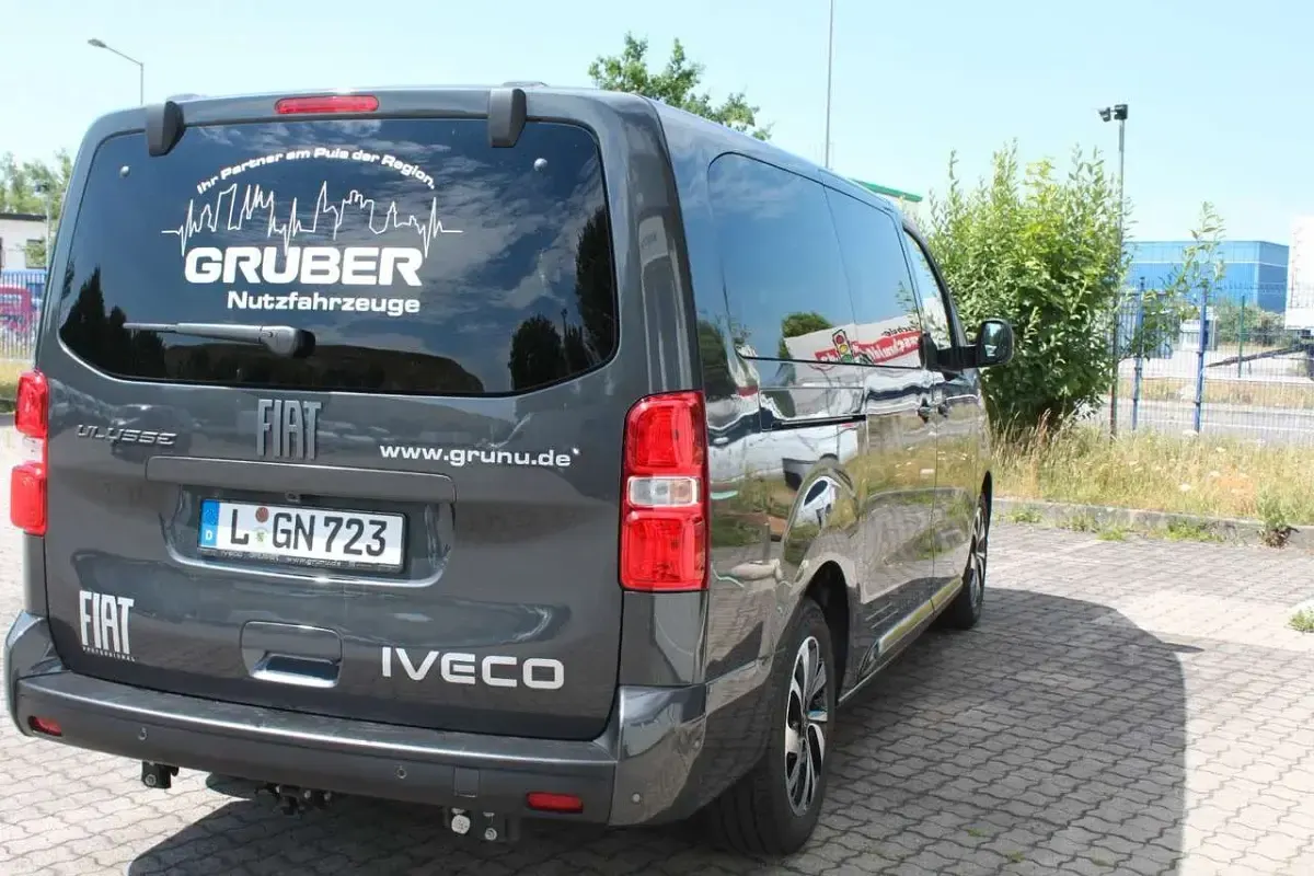 Gebraucht Fiat Ulysse 131 kW (179 PS) 2025 Grau Van / Kleinbus