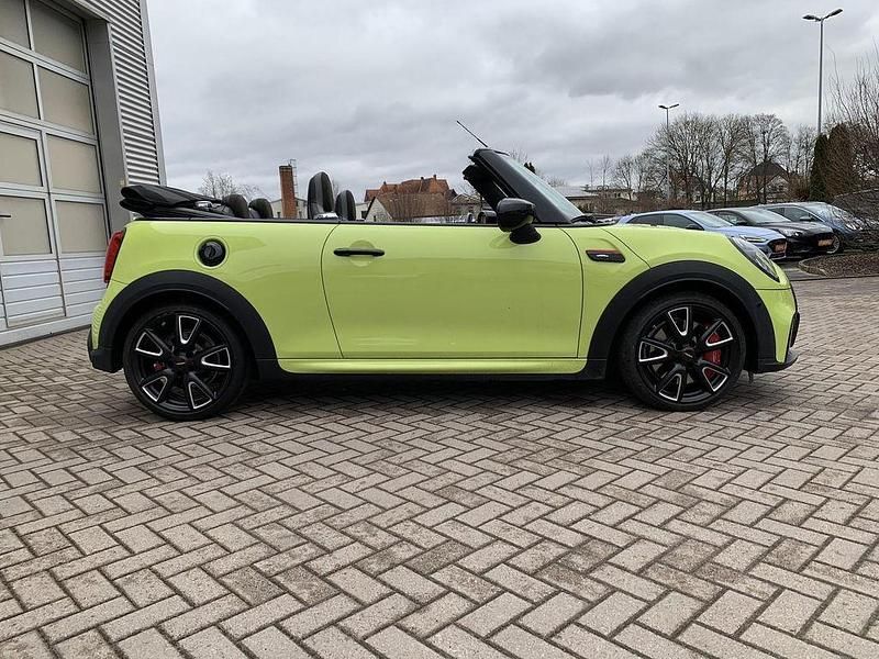 Gebraucht Mini John Cooper Works Cabriolet 231 PS (169 kW) 2021 Zesty yellow Cabrio
