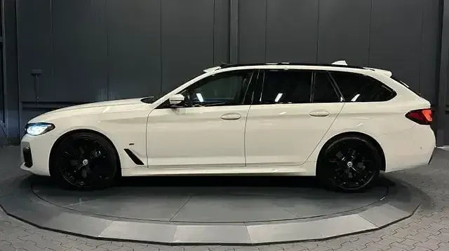 Gebraucht BMW 540 M Sport 340 PS (250 kW) 2023 Weiß Limousine