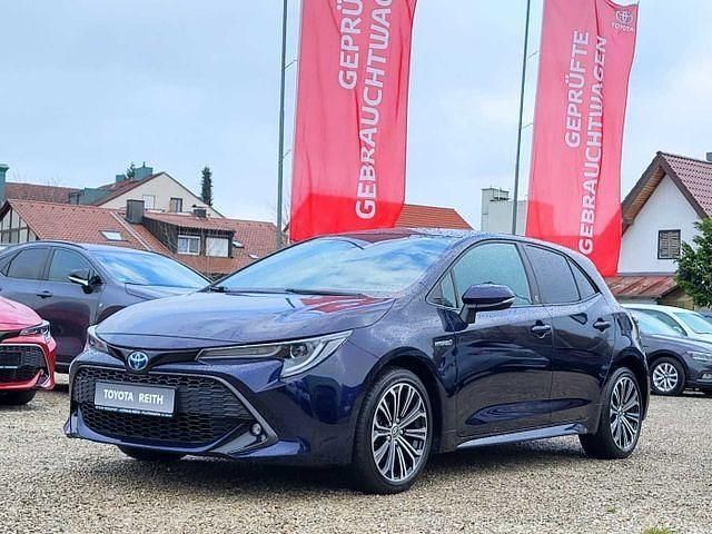 Gebraucht Toyota Corolla Team 122 PS (89 kW) 2021 Dark blue metallic (metallic) Limousine