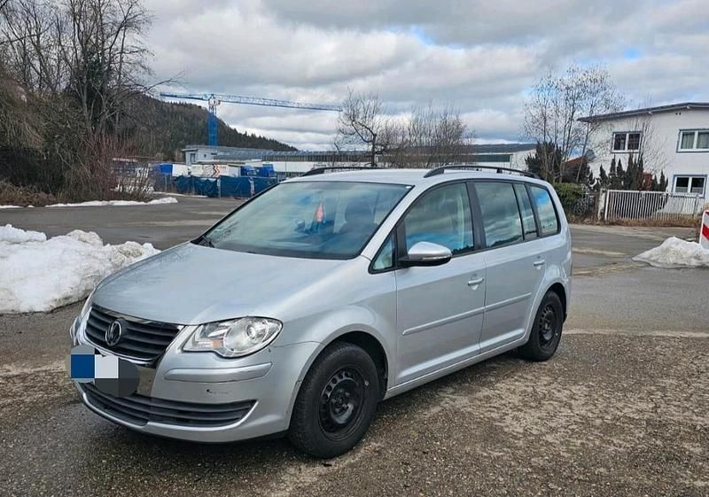 Gebraucht VW Touran 140 PS (102 kW) 2010 Grau Van / Kleinbus