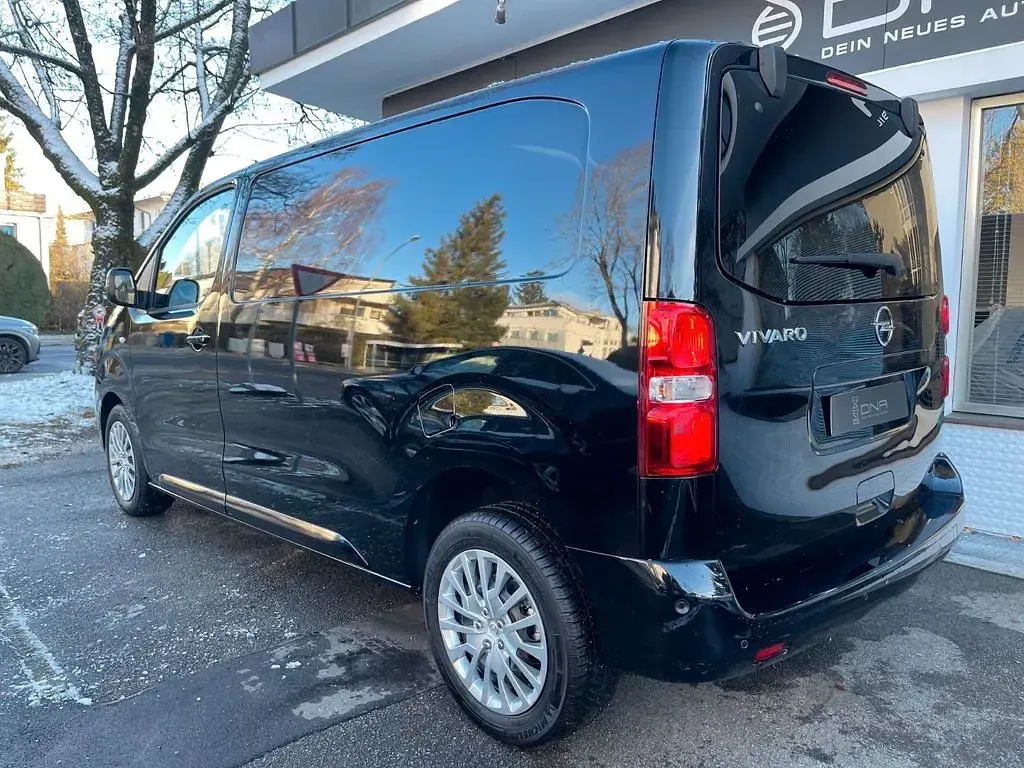 Gebraucht Opel Vivaro-e Combi Edition 144 PS (105 kW) 2023 Grau Van / Kleinbus