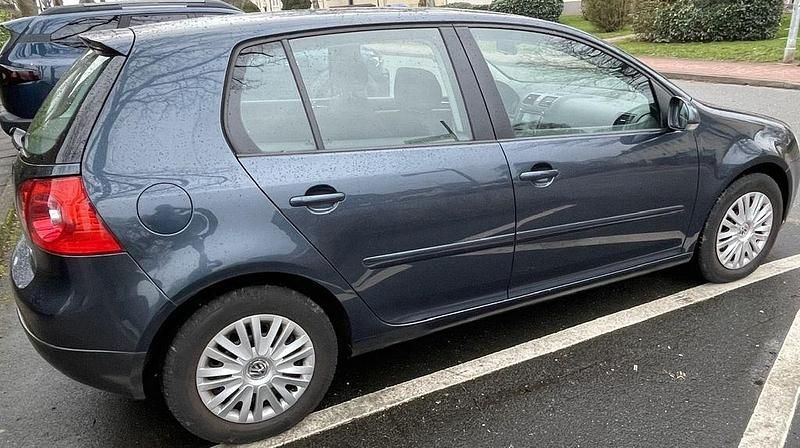 Gebraucht VW Golf IV Trendline 90 PS (66 kW) 2005 Blau Limousine