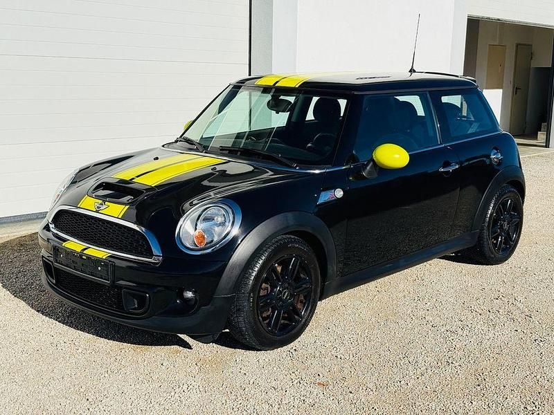 Schwarz Gebraucht 2013 Mini Cooper SD Kleinwagen | 9.900 € (Fairer Preis) - Bild 1/4