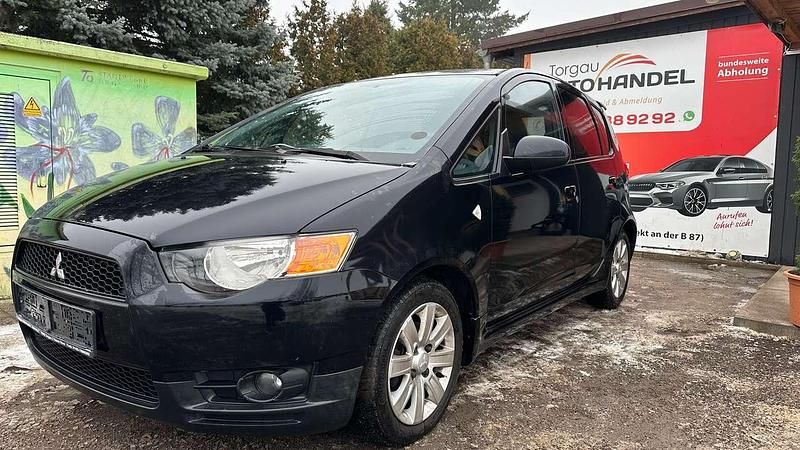 Gebraucht Mitsubishi Colt 95 PS (69 kW) 2012 Astroschwarz (m) Kleinwagen