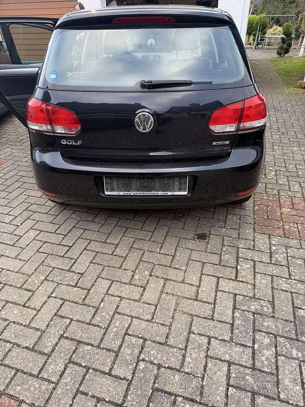 Gebraucht VW Golf VI Trendline 102 PS (75 kW) 2009 Schwarz Kleinwagen