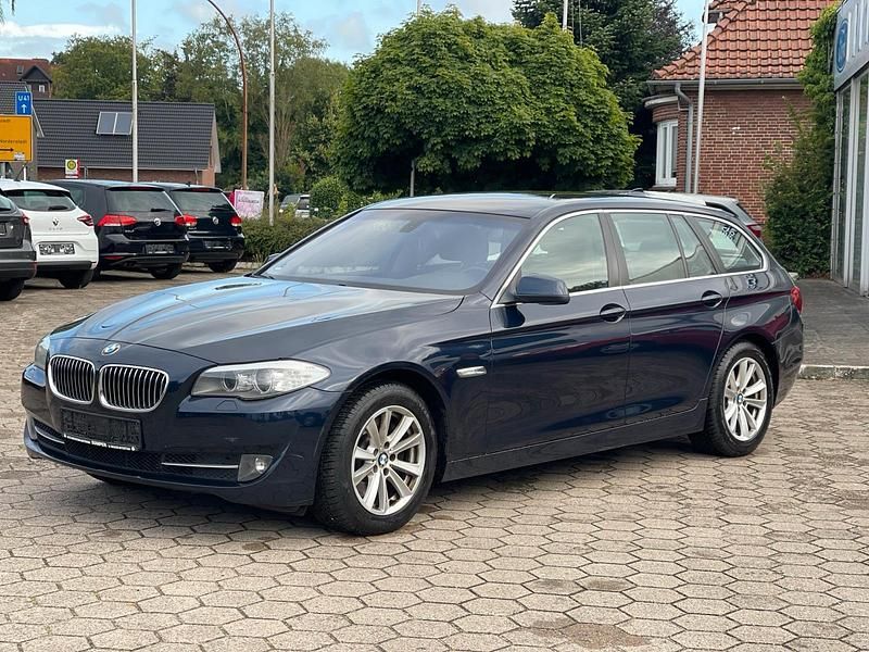 Blau Gebraucht 2011 BMW 530 Comfort Edition Kombi | 7.500 € - Bild 1/4