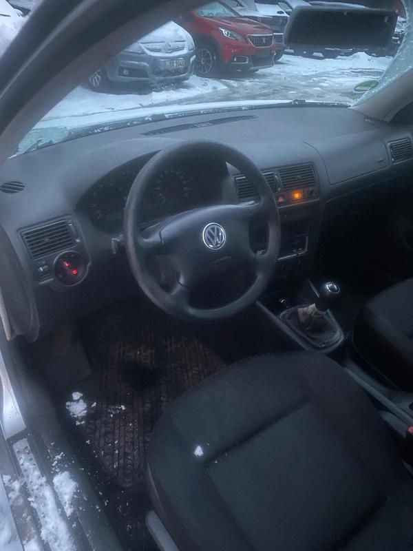 Gebraucht VW Golf IV 75 PS (55 kW) 2002 Silber Limousine