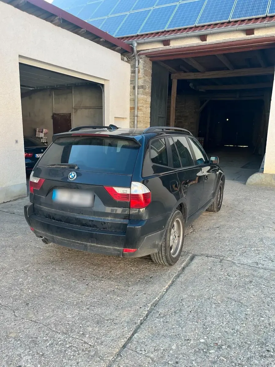 Gebraucht BMW X3 176 PS (129 kW) 2009 Schwarz SUV