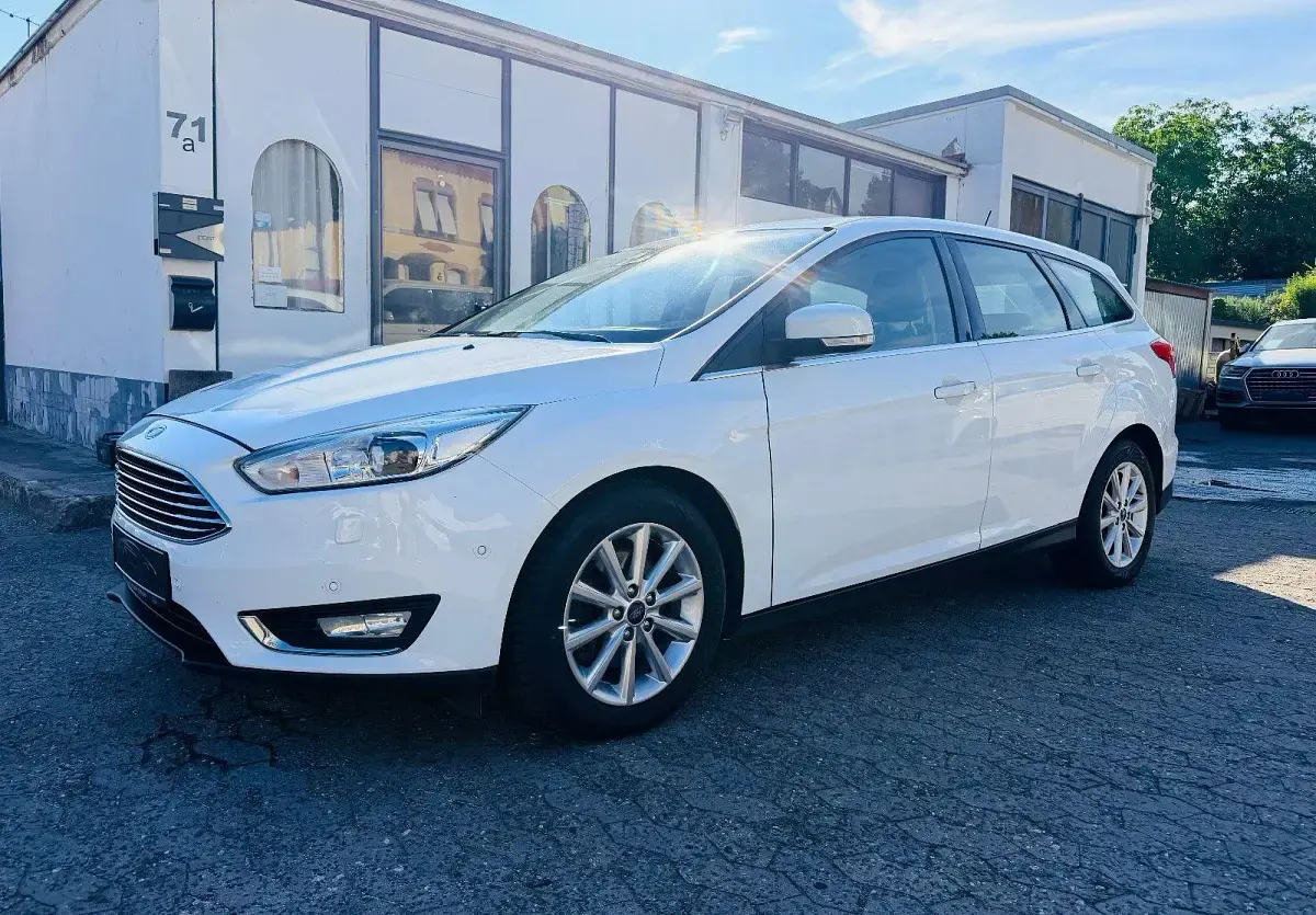 Gebraucht Ford Focus Titanium 150 PS (110 kW) 2017 Weiß Kombi