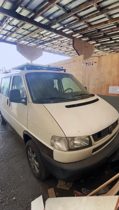 Weiß Gebraucht 2003 VW T4 Basis Van | 5.000 € - Bild 1/4