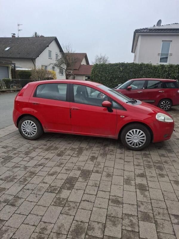 Rot Gebraucht 2009 Fiat Punto Dynamic Kleinwagen | 1.199 € (Fairer Preis) - Bild 1/4