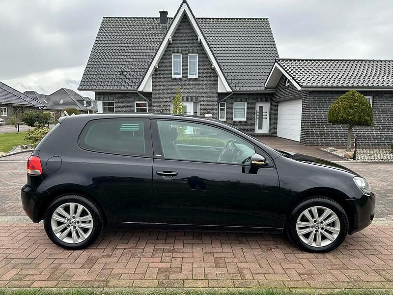 Gebraucht VW Golf Style 122 PS (89 kW) 2011 Schwarz Coupé