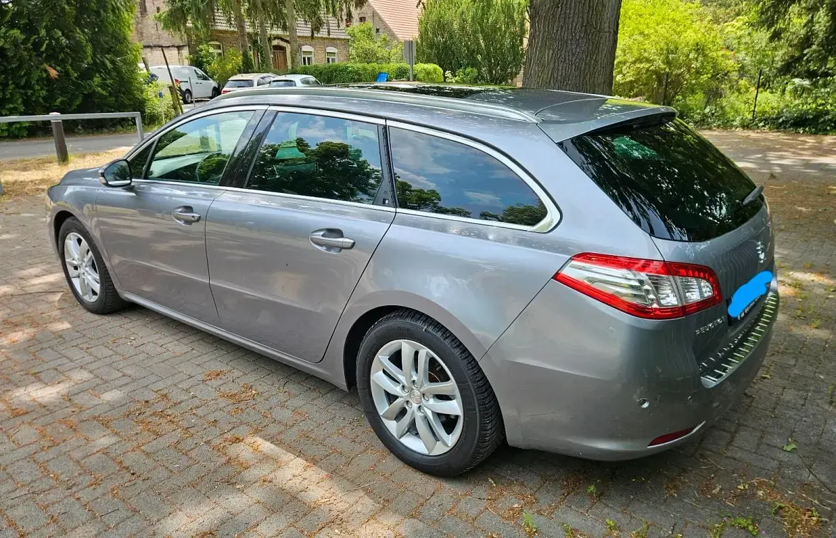 Gebraucht Peugeot 508 120 PS (88 kW) 2017 Grau Kombi